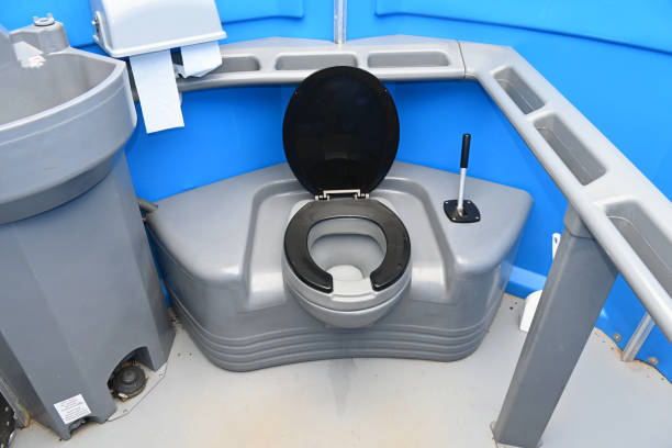 Best Porta potty rental near me  in Somonauk, IL